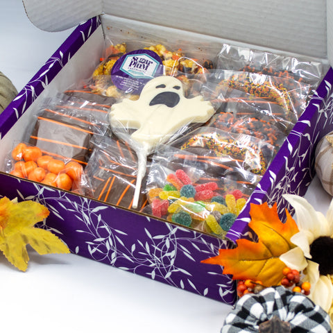 Halloween Boo Box – Festive Halloween Snack Gift Box with Chocolate-Covered Pretzels, Cookies, Popcorn, and More | Perfect for Trick-or-Treating