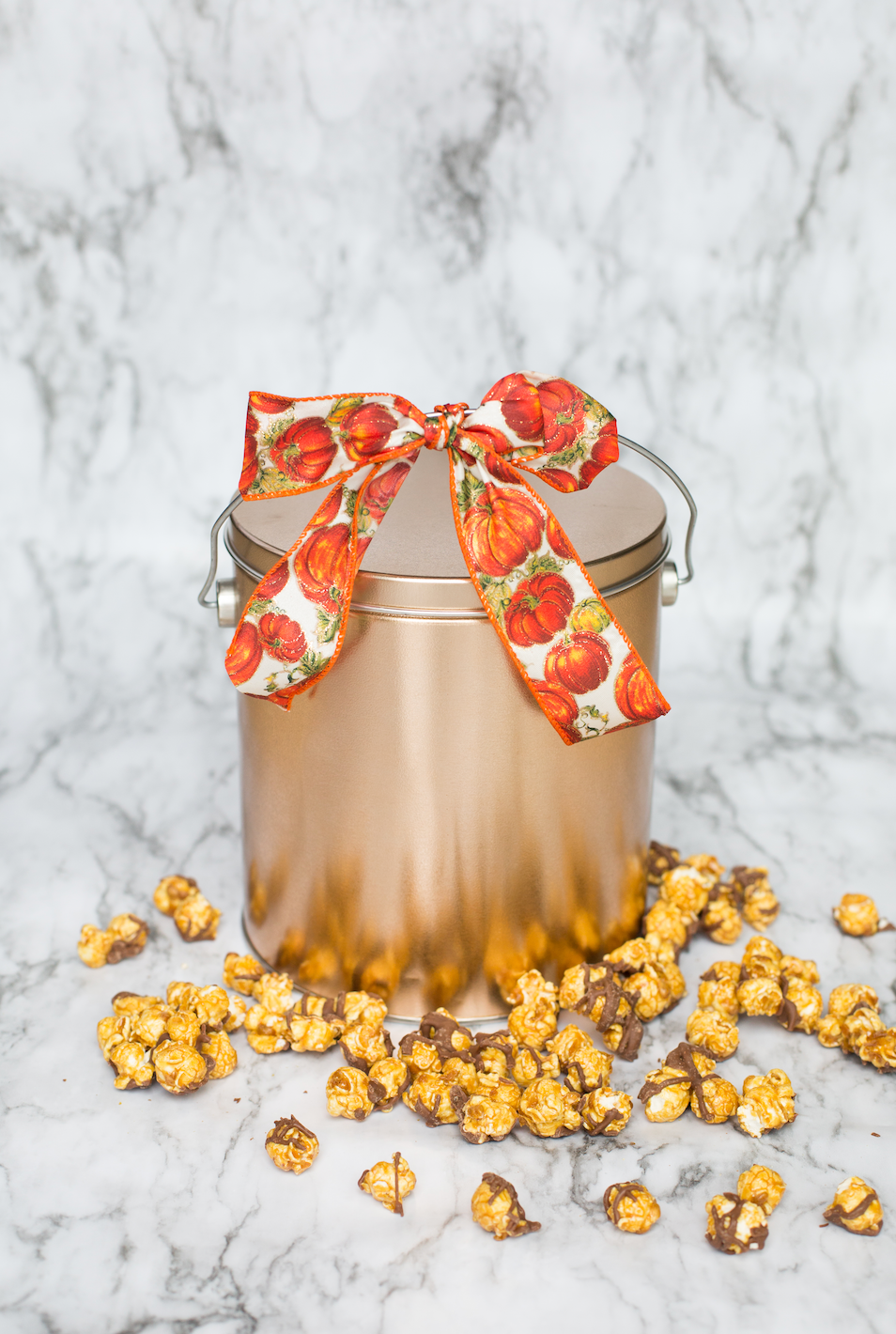 Pumpkin Spice Popcorn With Chocolate Drizzle